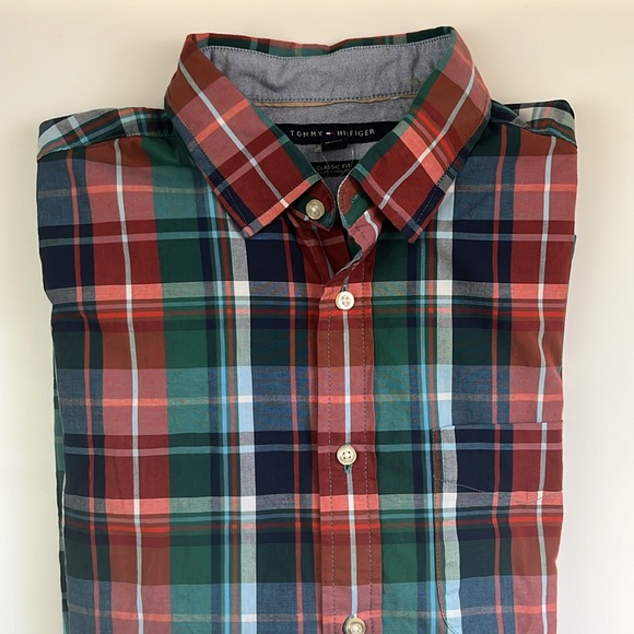 TOMMY HILFIGER Classic fit plaid long sleeve mens button down shirt - Picture 1 of 6